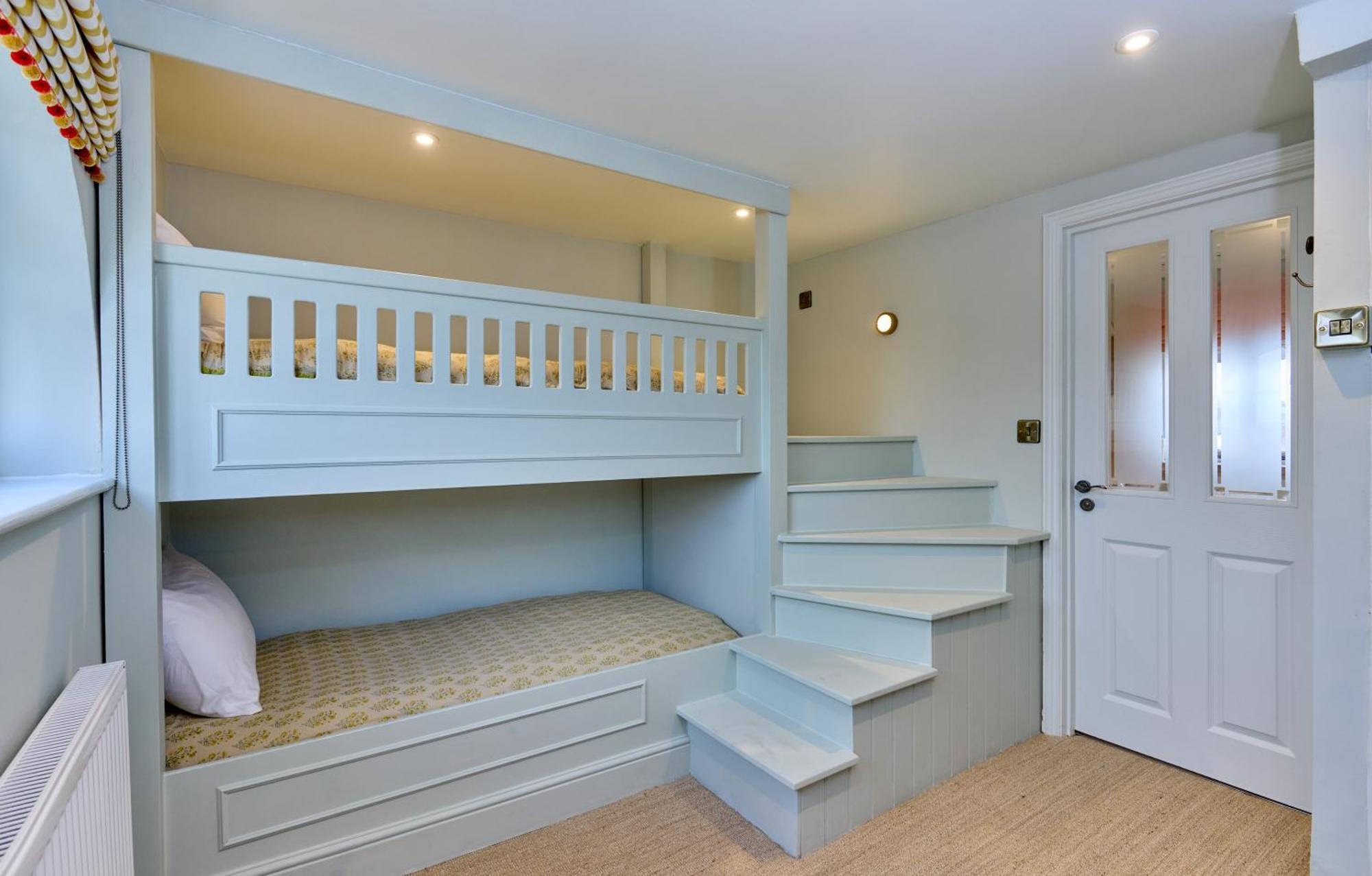The Globe Bed & Breakfast